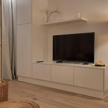 Lejlighed Nadmorska Apartview In By Rent Like *